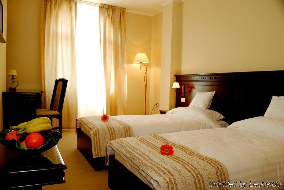 Royal Class Hotel Cluj-Napoca Room photo